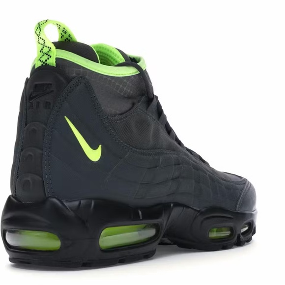 Size - 9.5 Nike Air Max 95 SneakerbootAnthracite Volt